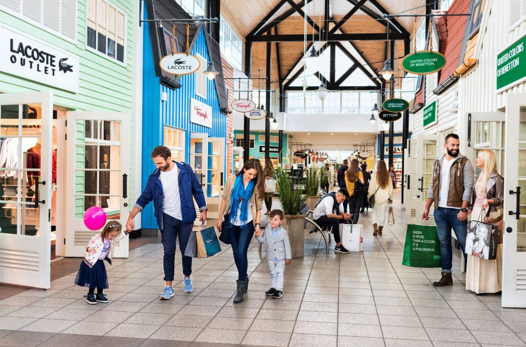 Stylowe zakupy w outlecie